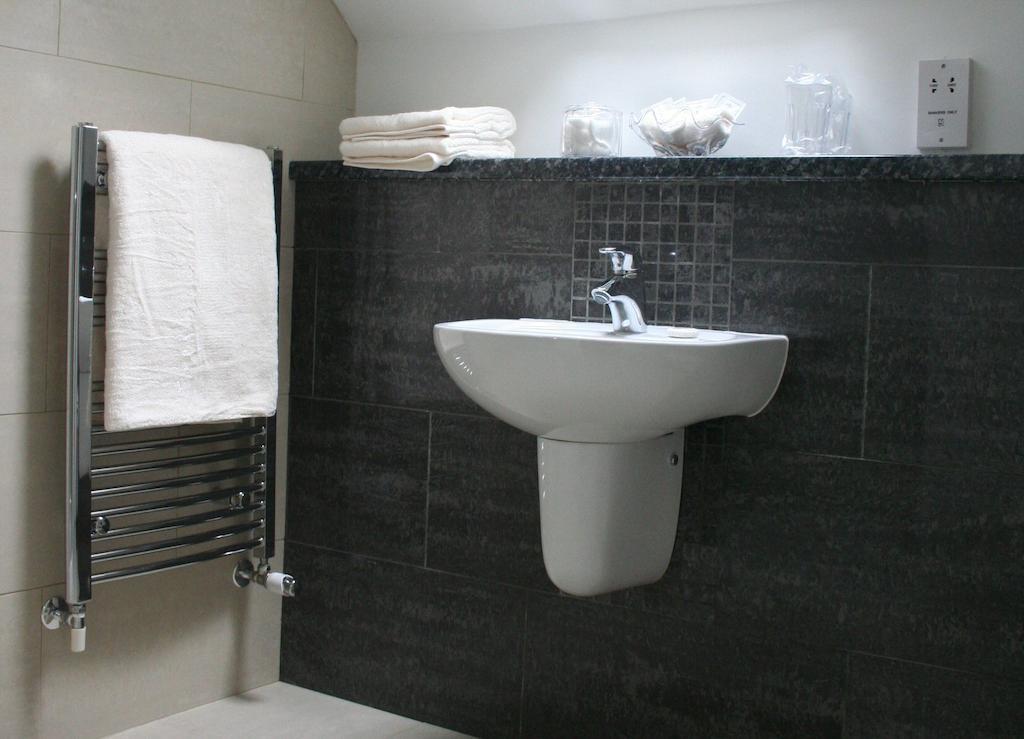 Mead Lodge B&B Corsham Værelse billede